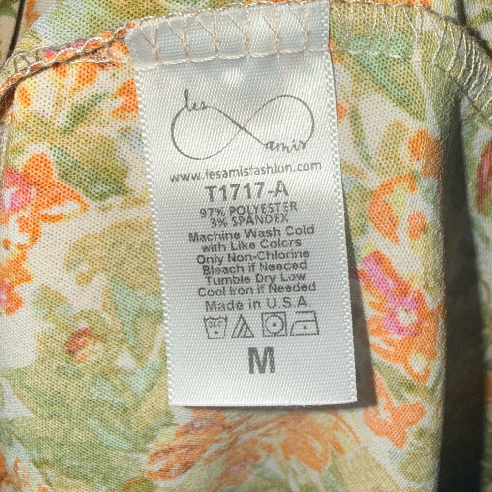 Women's Floral Blouse - Picture 3 of 5